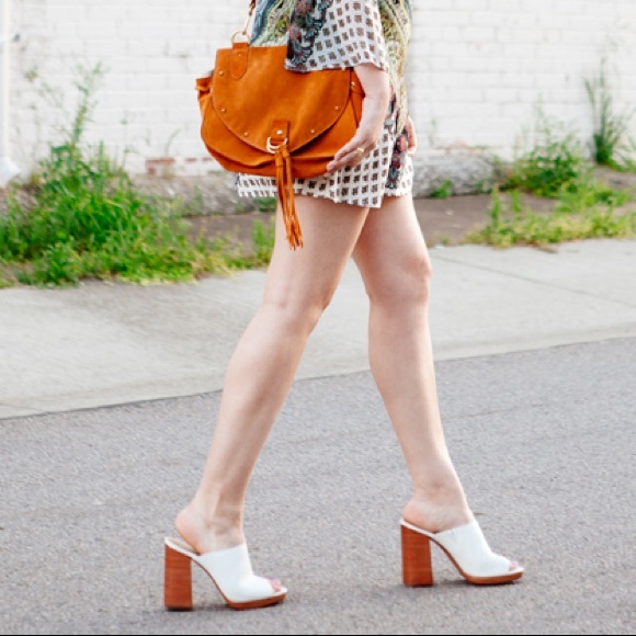Frye Cream open toed mules with chunky heel - Picture 15 of 16